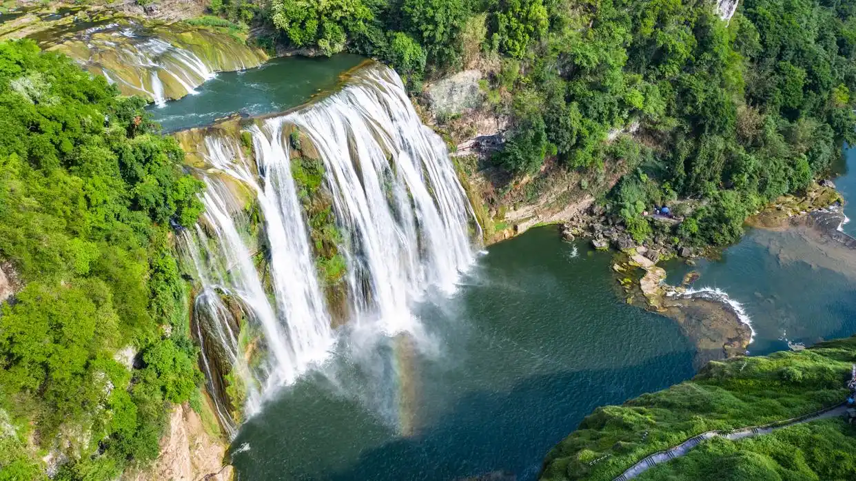 想出游的看过来！全国多地景区免门票“抢客”……