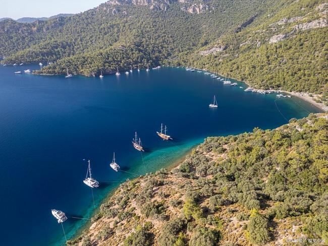 “世界尽头”因中国游客堵车 小众景点变网红