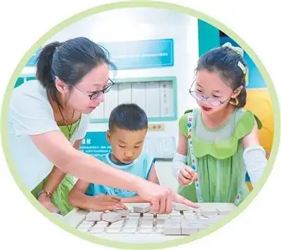 温情亲子游多彩新课堂（视线）