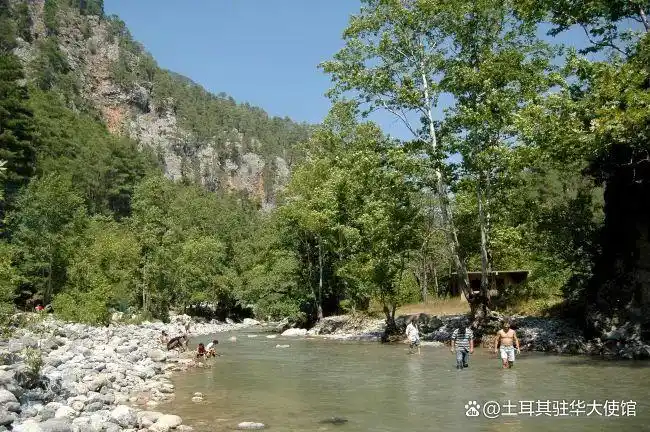 土耳其自然爱好者的一日生态旅游线路