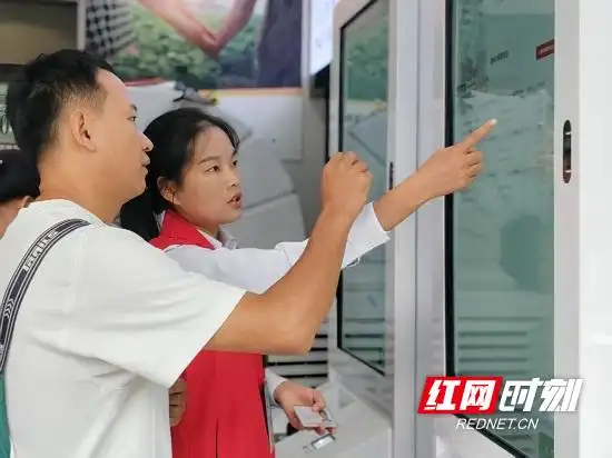 国庆游张家界｜吴家峪门票站：双节暖心“宠游客” 让旅途满是温情