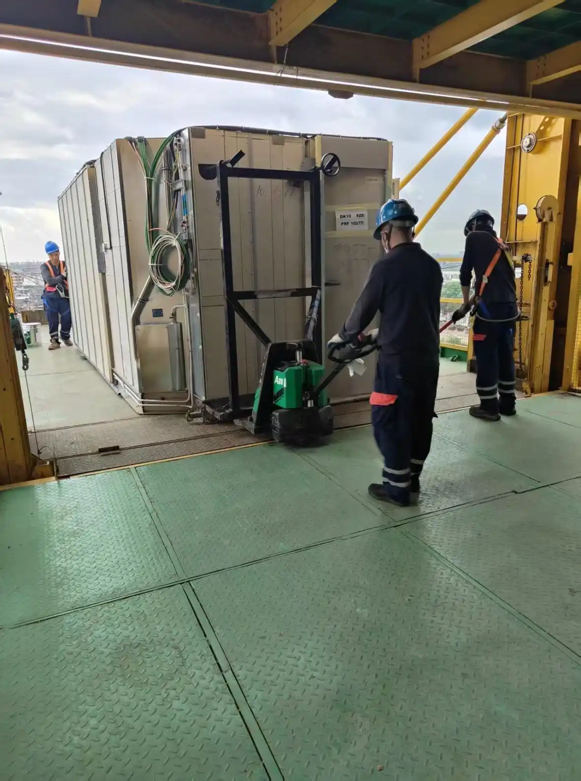 向祖国报告｜“爱达·花城号”建设正酣：中国造船业向祖国呈递大型邮轮新答卷