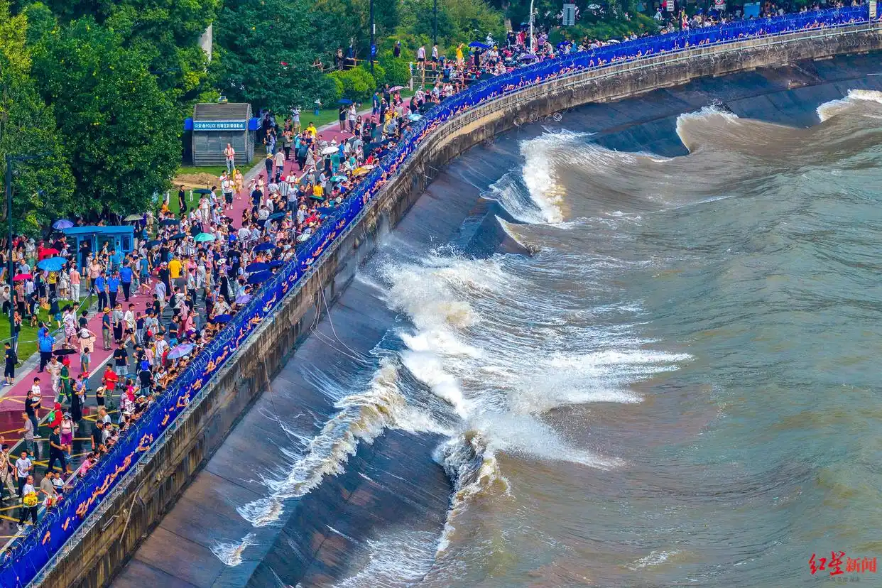 国庆中秋假期，成都、杭州、重庆高品质酒店预定热度高