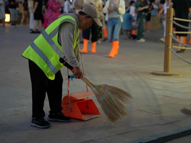 鸣沙山月牙泉景区“十一”双节假期旅游接待工作圆满收官
