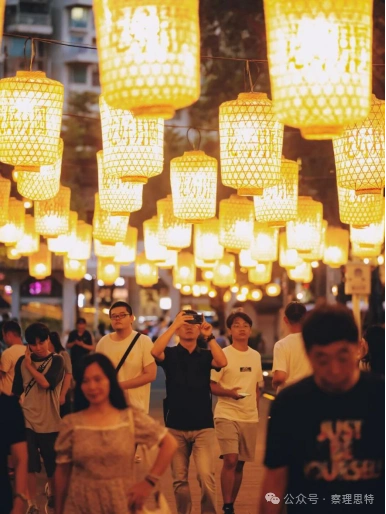 920.26万人次来深过节！8天长假深圳文艺爆款频出旅游景点爆棚