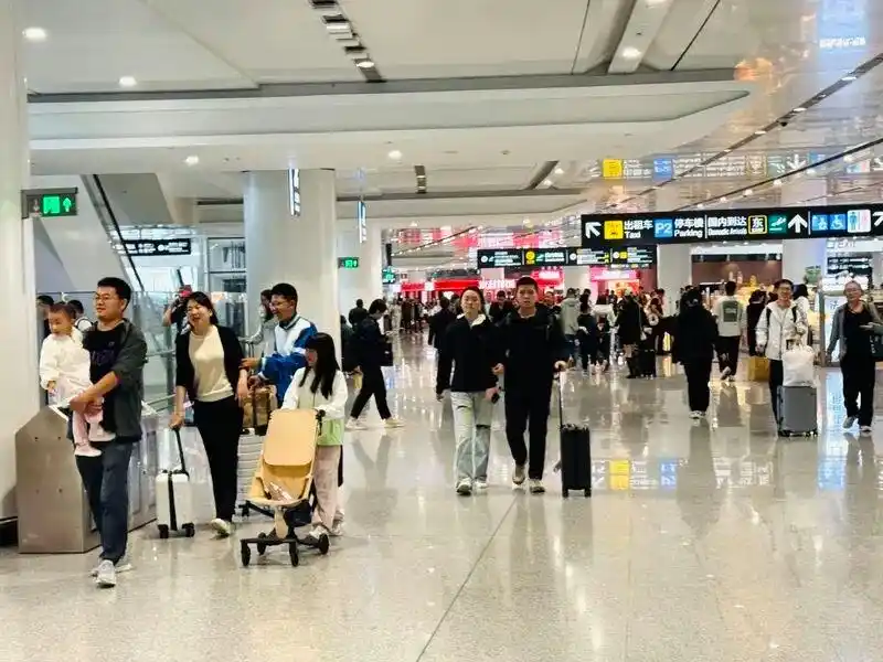 大兴机场迎返程高峰！节后这些航线适合“捡漏”