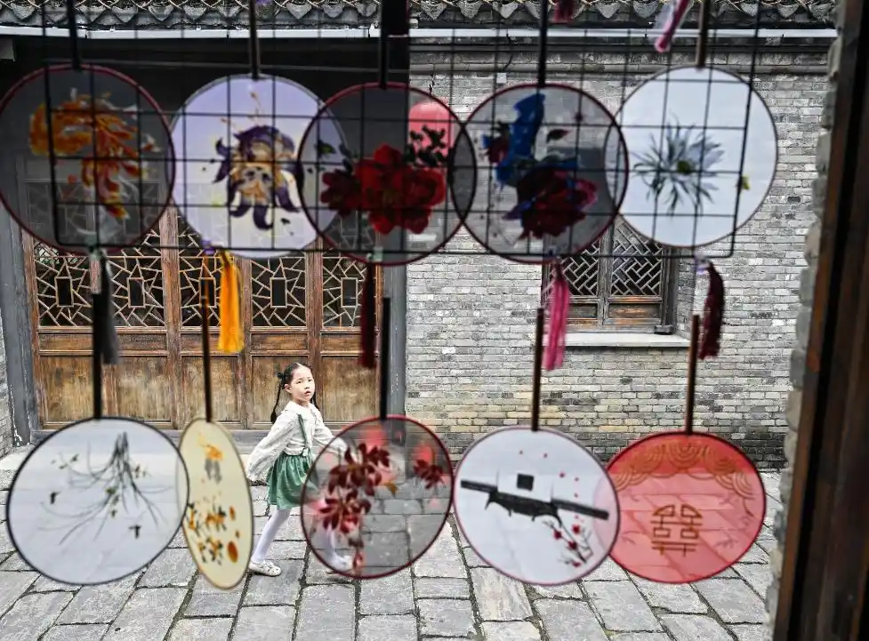 “双节”旅游热将持续至本周末，县城成“追秋”热门地