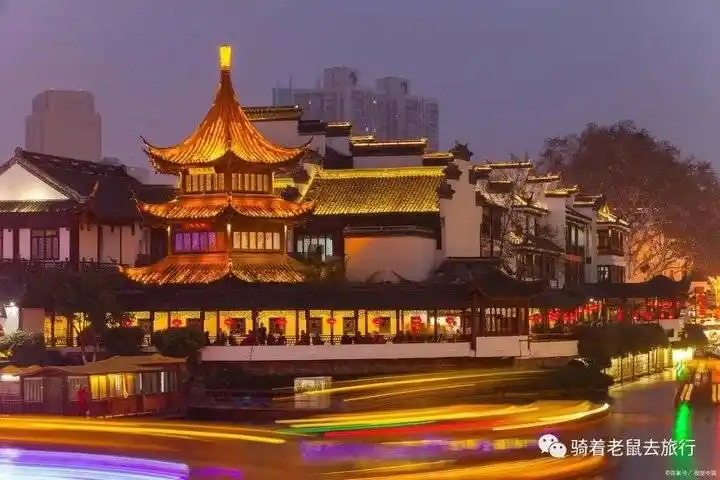 重游夫子庙，穿越时光，感受历史和文化的魅力！