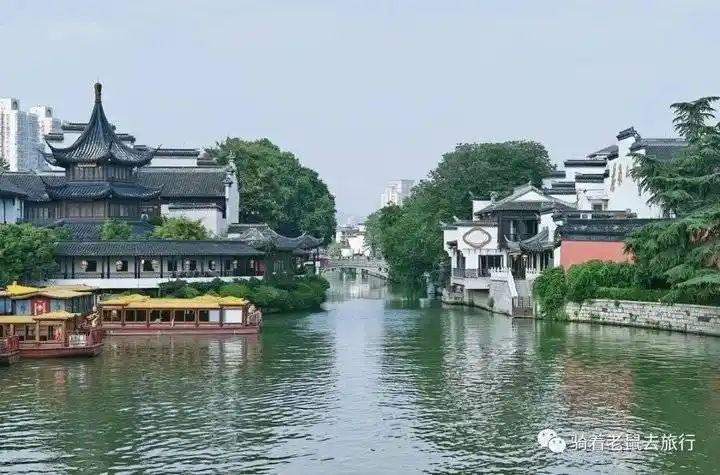 重游夫子庙，穿越时光，感受历史和文化的魅力！