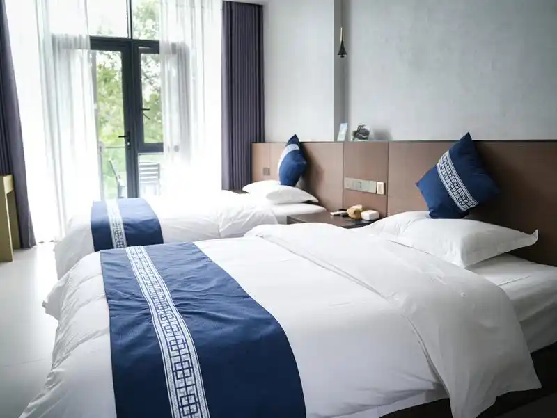 贵州平坝：“双节”期间民宿酒店预订升温 多元住宿迎接八方游客