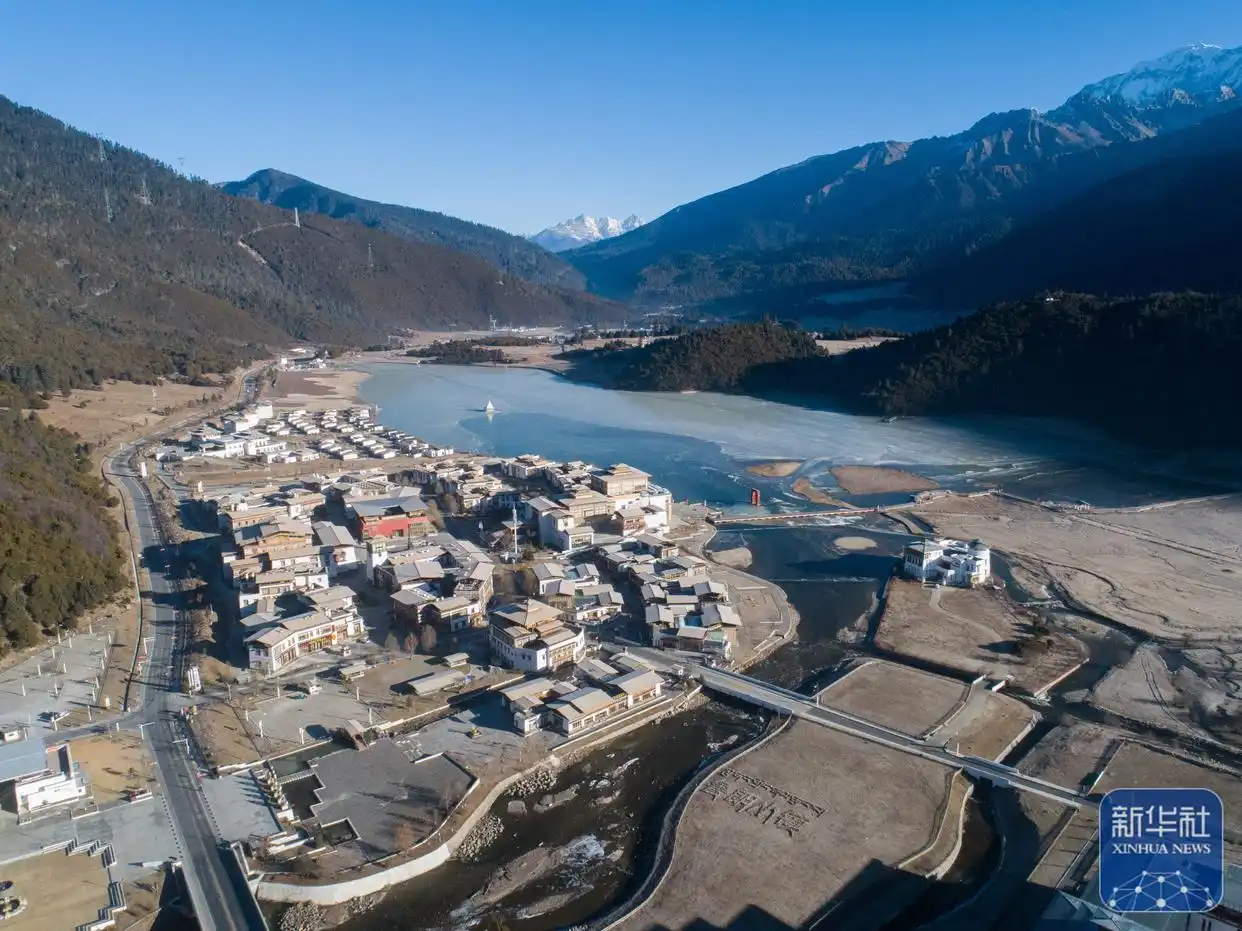 西藏林芝冬日风光