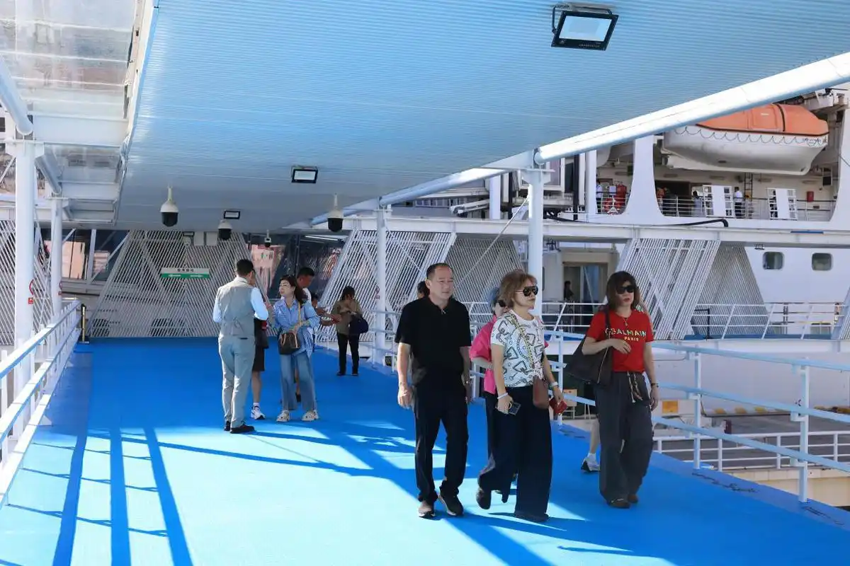 错峰邮轮游受热捧，三亚口岸通关提速激发消费活力