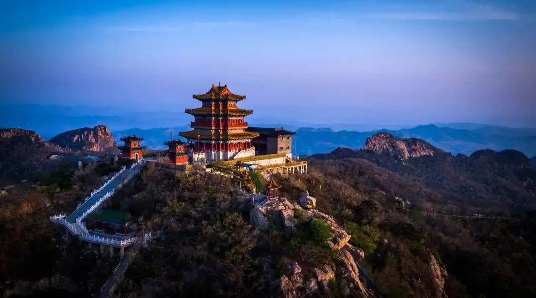 “晴天险”之后，潍坊临朐的沂山风景区对“山东老乡”免门票