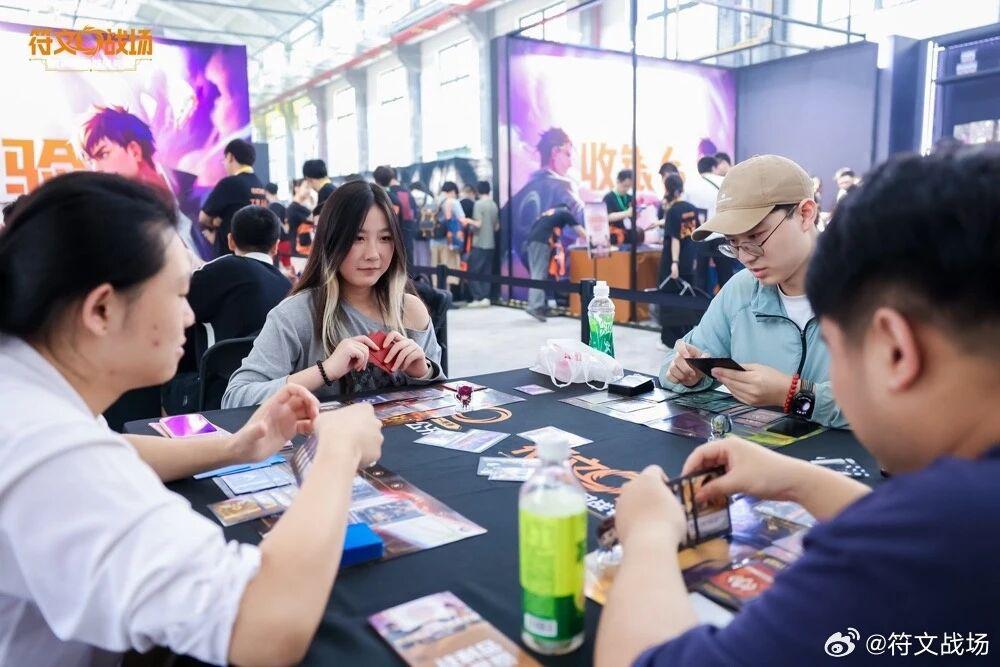 7个人抢1张门票，拳头游戏这新作一上线就火成这样？