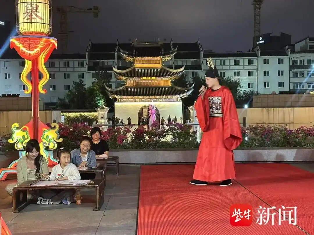 南京秦淮夫子庙：经典焕新，人气长红