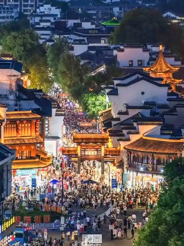 国庆中秋假期，南京夫子庙景区再夺全国第一！