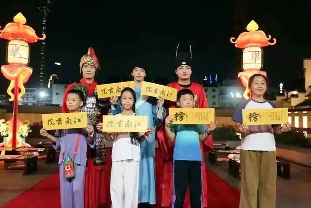 国庆中秋假期，南京夫子庙景区再夺全国第一！