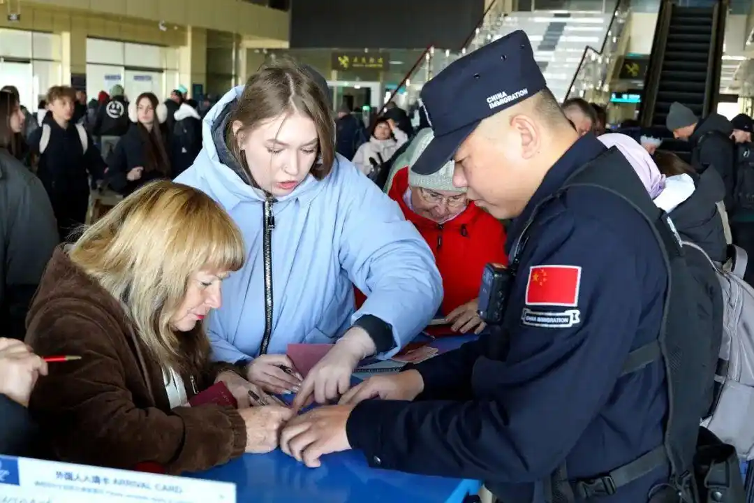 对俄免签政策实施一个月 入境黑龙江省俄罗斯旅客同比增长28.4%