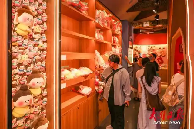 别再只打卡大同景点！这些文创才是“流量密码”，实用又有文化味→