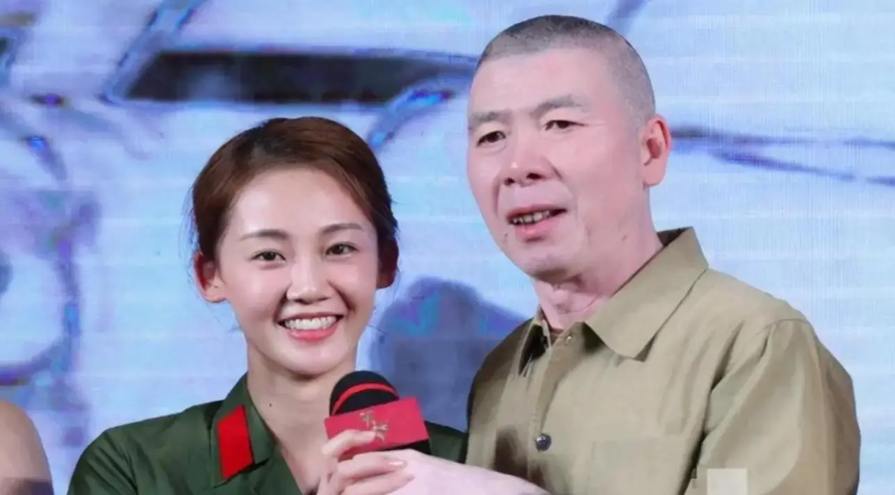 陪睡陪玩只是冰山一角！因不愿陪酒被男明星打骨折，周杰真说对了