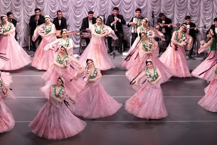 从看一场演出到游一座城，今年上海国际艺术节“艺术天空”有你好看！