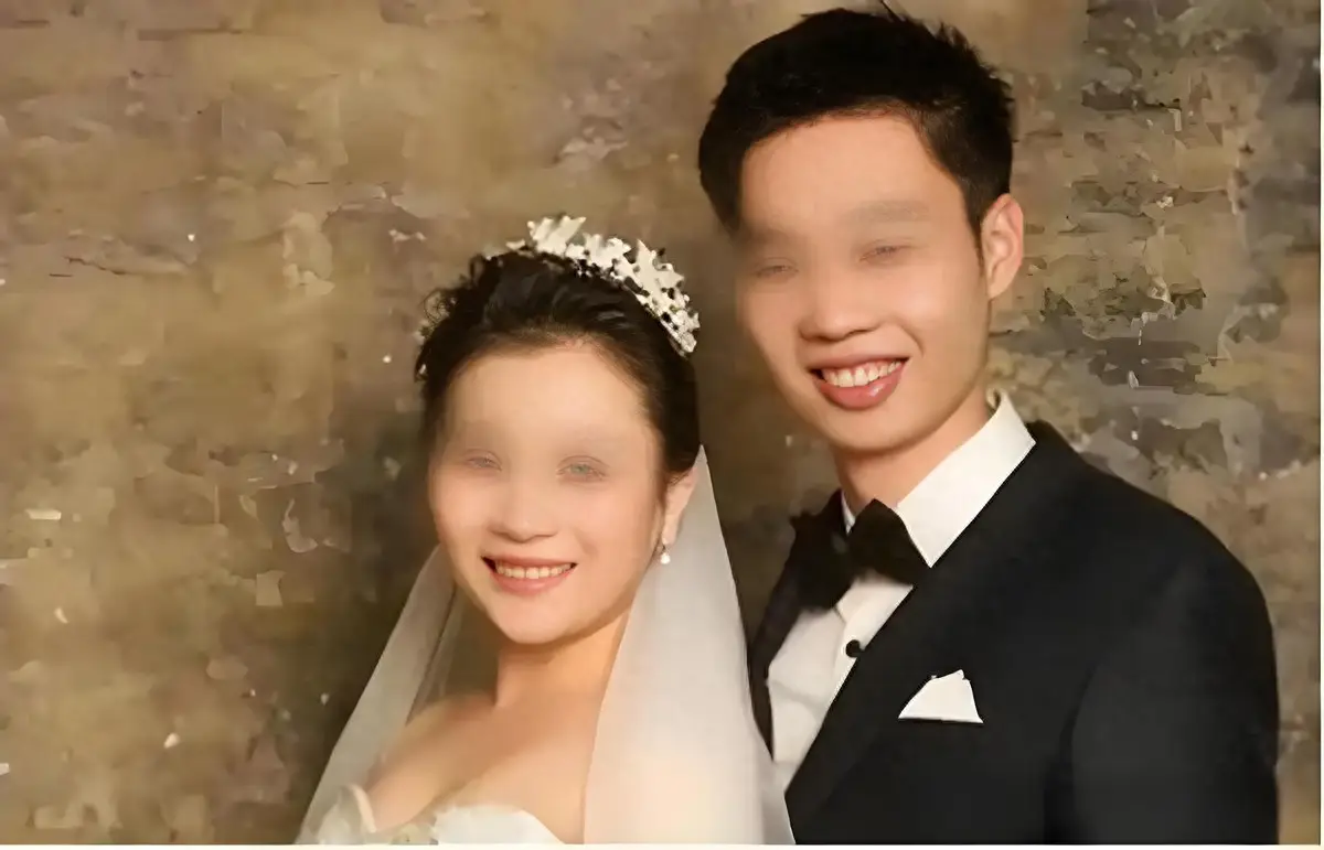 夫妇去泰国度蜜月，新娘试衣间消失，一年后发现被做成不倒翁展览