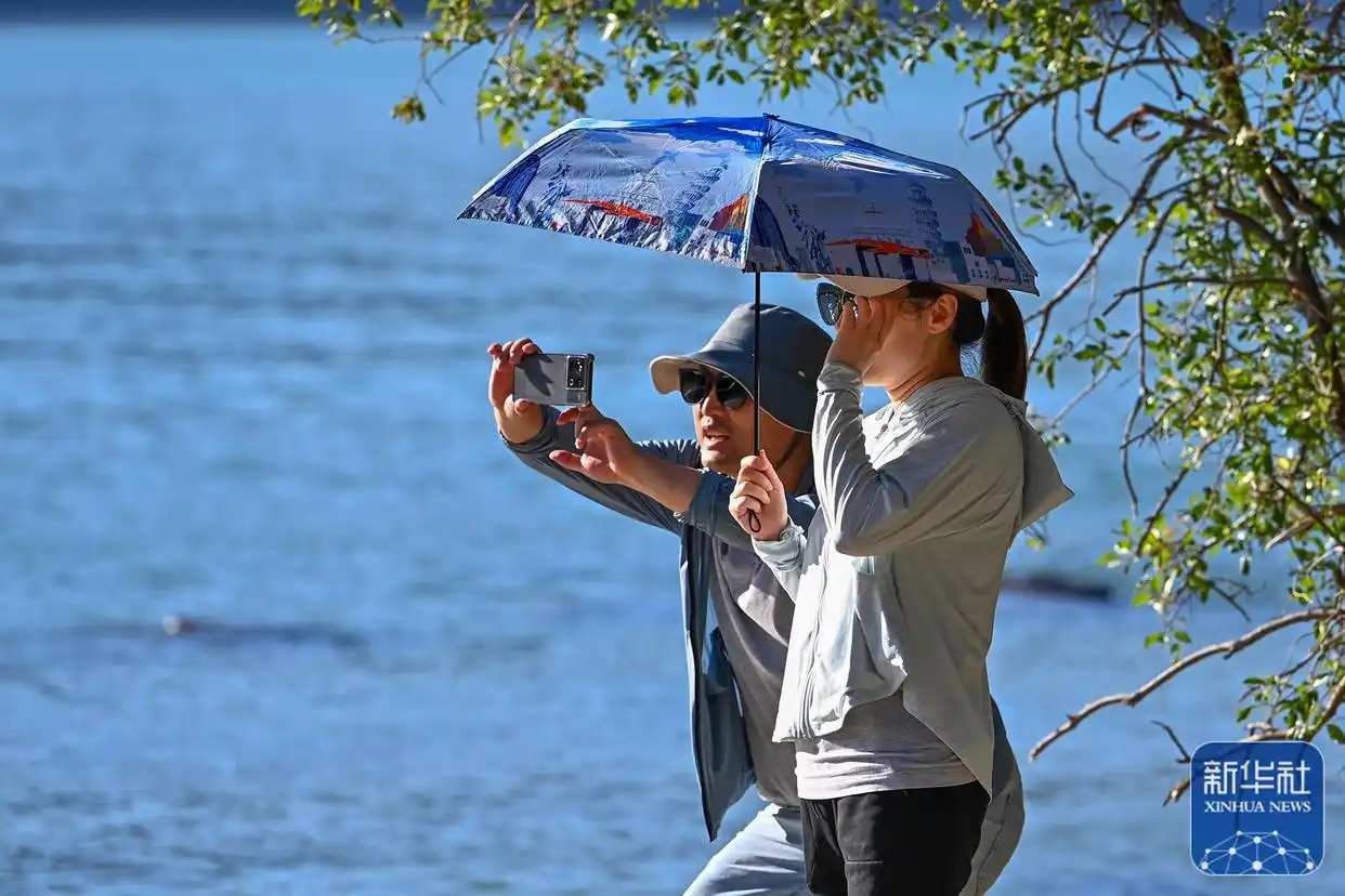 新疆喀纳斯景区进入旅游黄金期