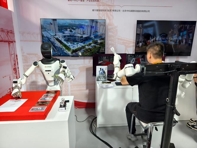 杭州西湖区区长周扬：将搭建年产数据450万条以上的机器人数据采集平台