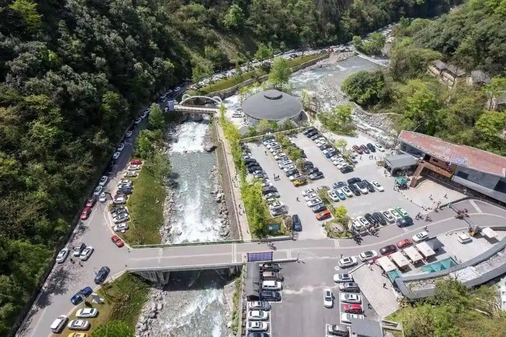活动进蓉城进景区 四川天全“五一”接待游客超48万人次