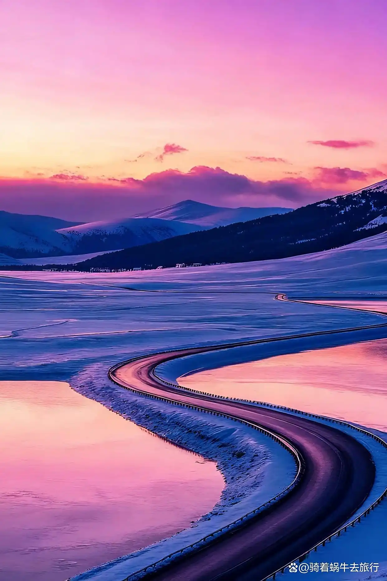 冬季的赛里木湖直接封神了！