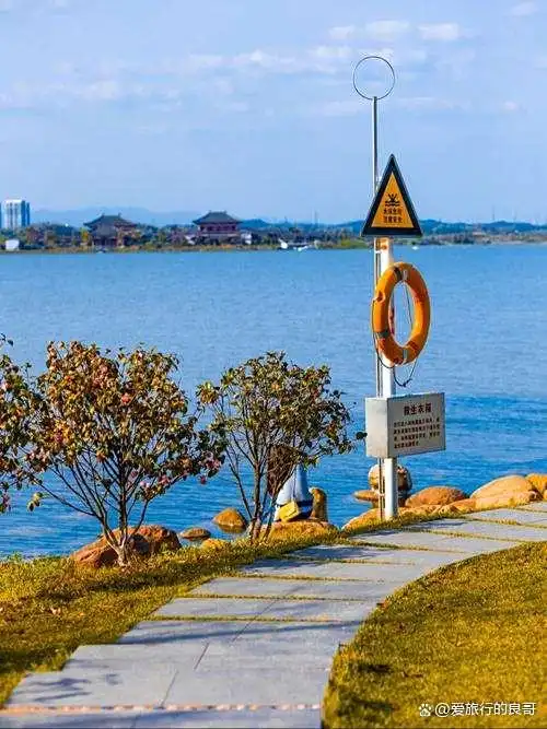 长沙秋韵：邂逅最美星城，解锁十大必打卡景点