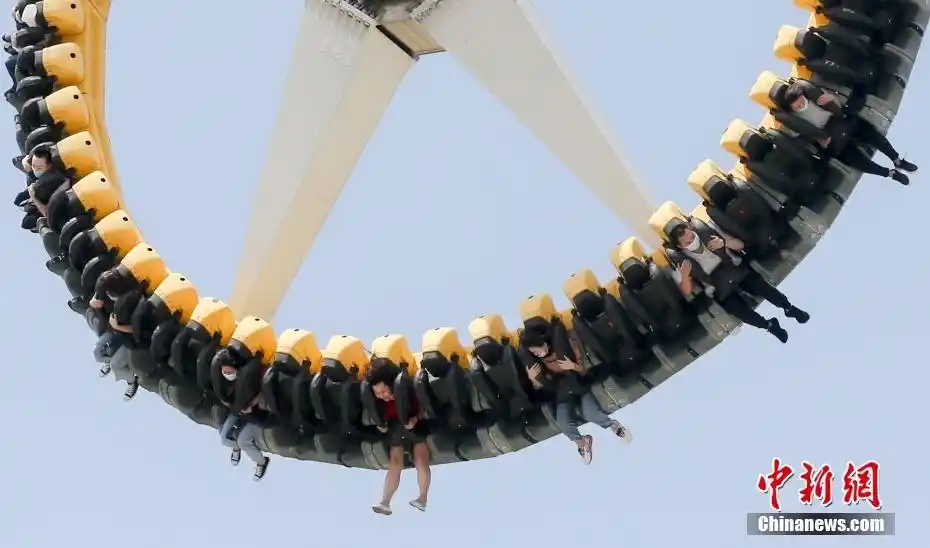 云游世界各地的游乐园 找回做孩子的快乐