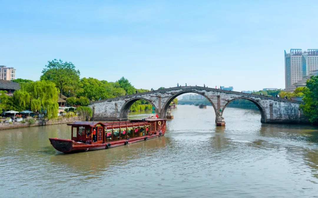 西湖最经典的风景上新！超适合杭州一日游，安排起来