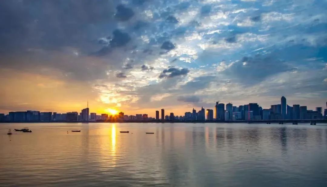 西湖最经典的风景上新！超适合杭州一日游，安排起来