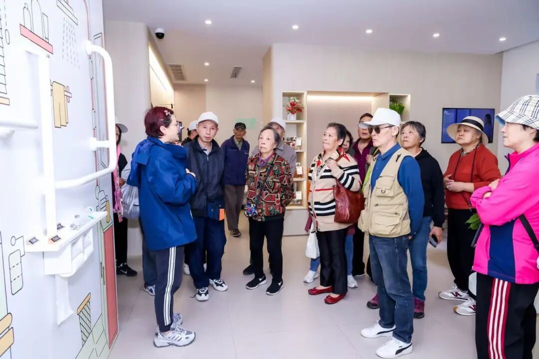 当整座城市成了“游乐园”，来体验徐汇养老生活能有多幸福？