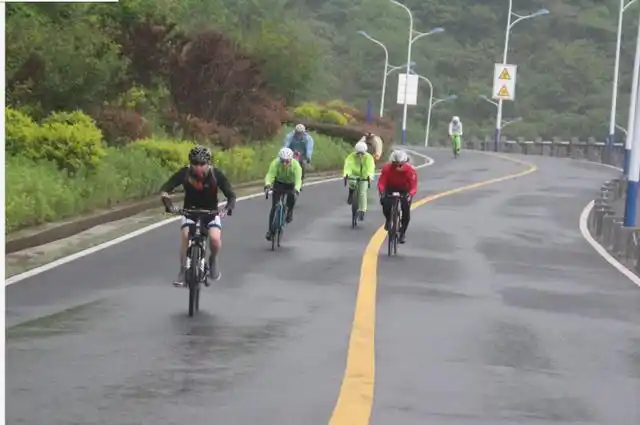 追风骑行逐梦山海 从连岛出发打卡连云港海滨风光