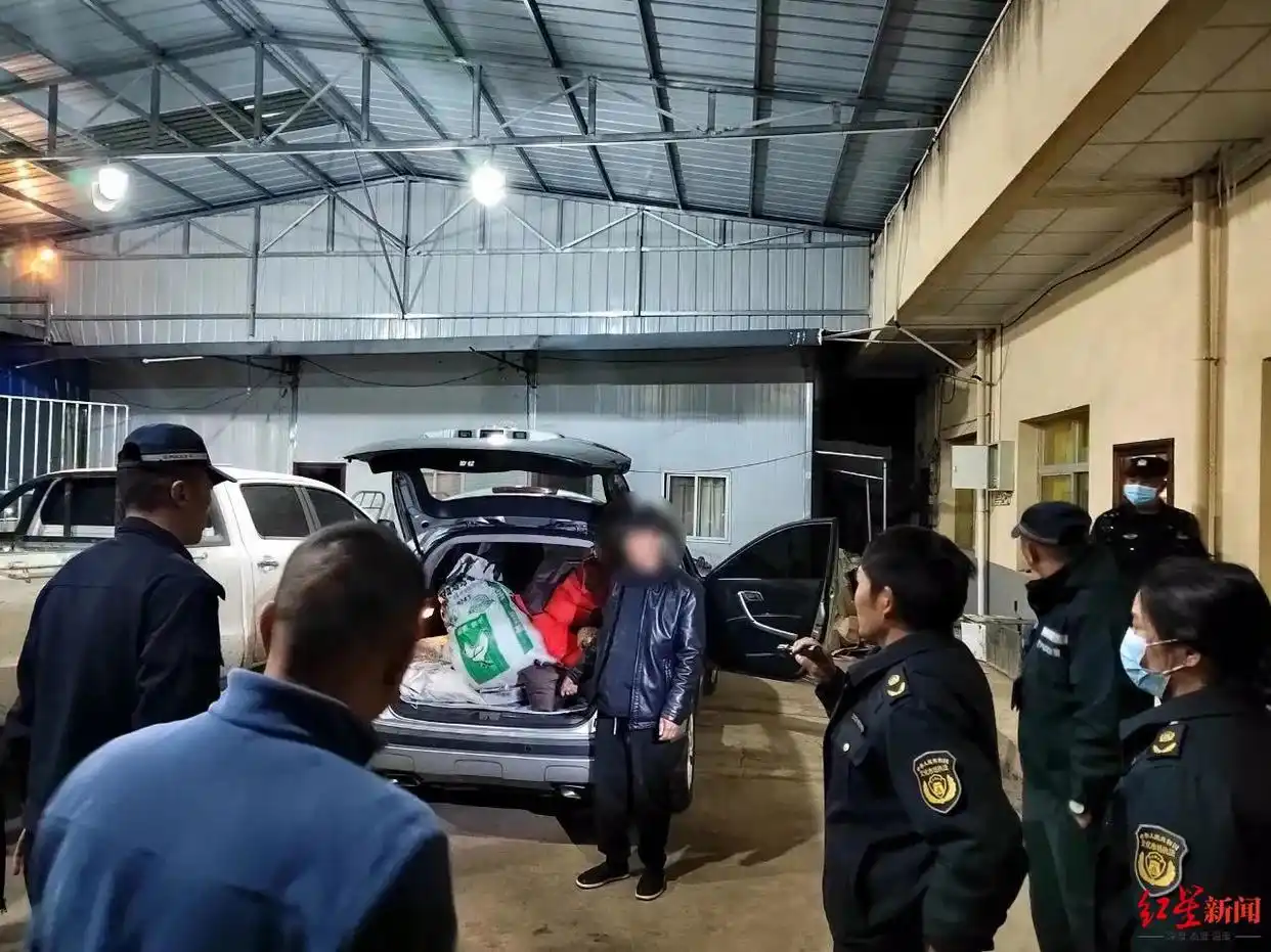 游客跟团去泸沽湖旅游，途中被强迫购买5900元药材 警方：5名嫌疑人被刑拘