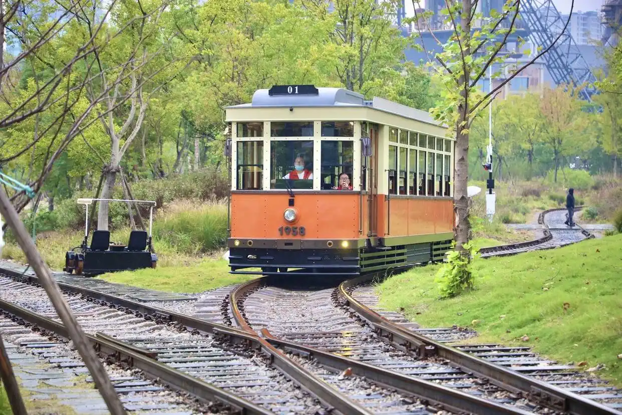 半山“迪士尼”来啦！杭州又多了一个遛娃好去处