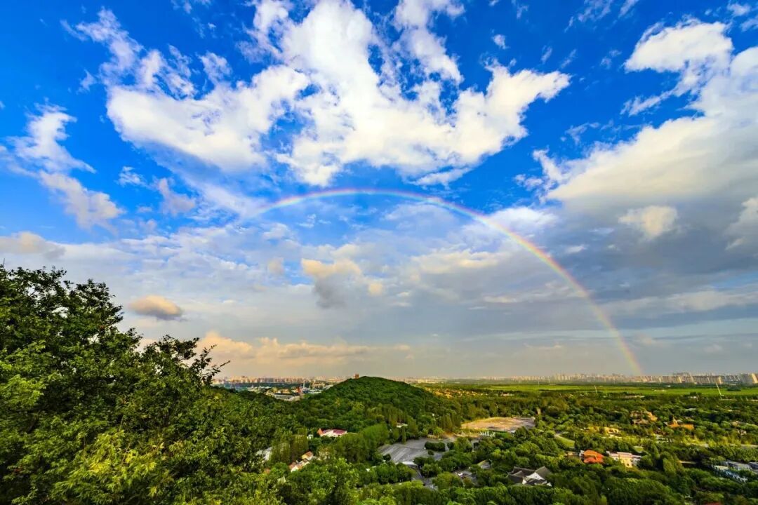 沪杭文旅再携手！佘山度假区带着“上海之根”的诗意来到杭州西湖畔