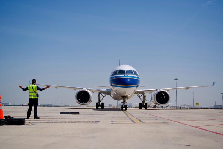 普宁机场开通新航线填补区域航线网络空白