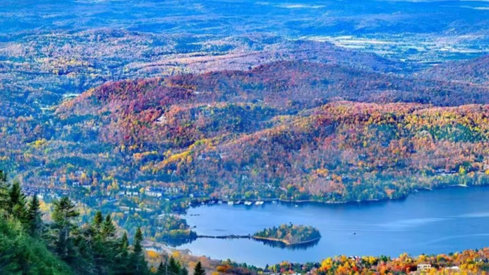 出境游再添新选择！加拿大团队游重启，还有一个瑞典免签“礼包”