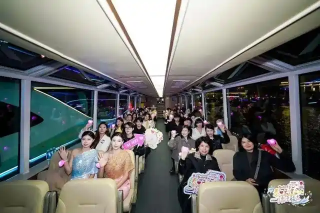 “泰爱天津·浪漫船达”众信旅游携手泰国国家旅游局点亮津城蜜月夜