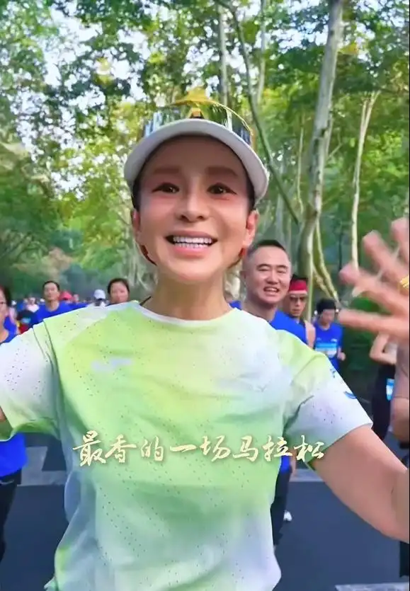 知名女主持在西湖边跑步：杭州太香了！太美了！