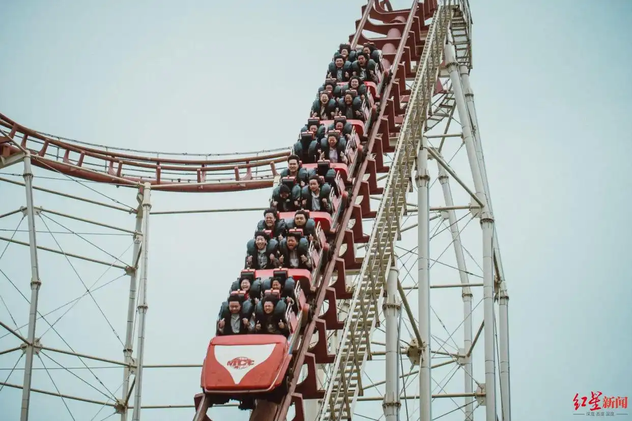 当最新秋假遇上最美秋景，成都各大景区景点推出“新花样”