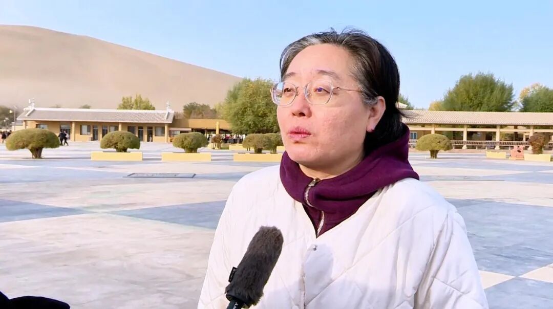 “千名学子研学甘肃”活动在鸣沙山月牙泉景区启动