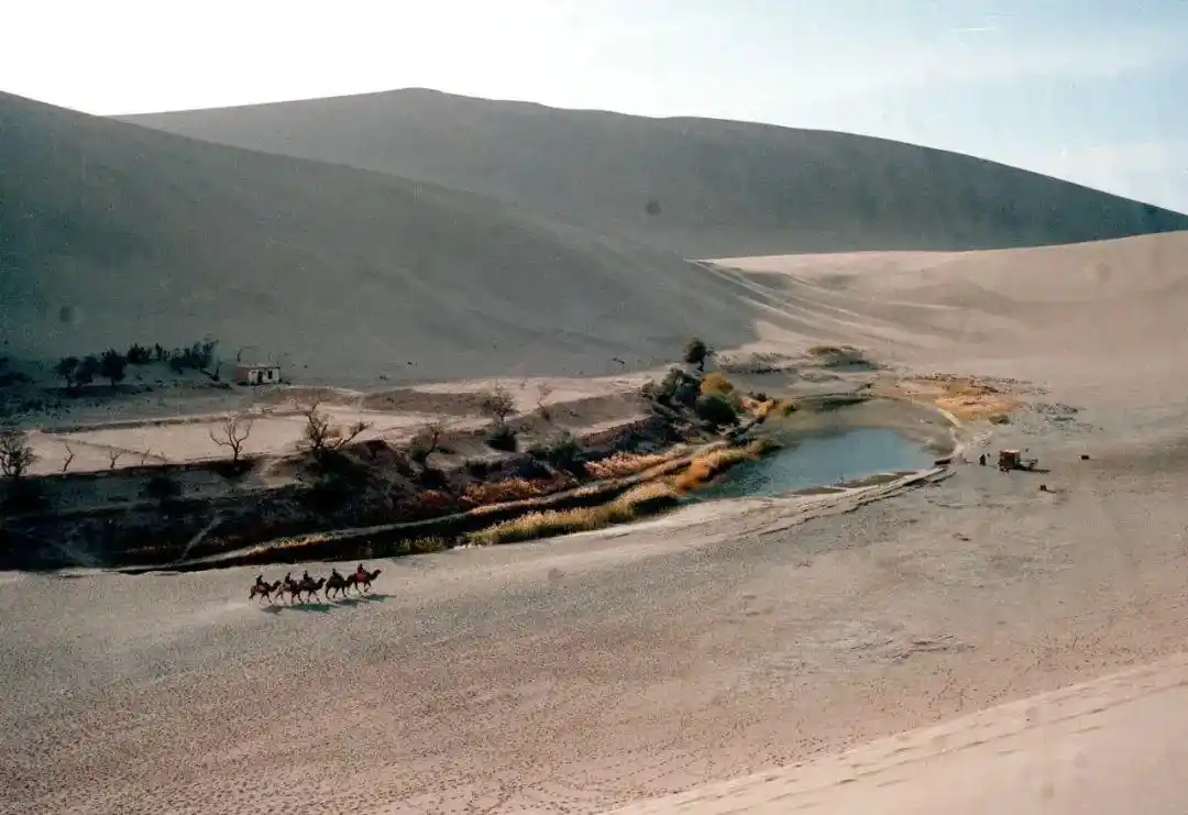 月牙泉“胖”了