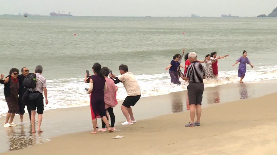 避寒觅春，拥抱暖冬——海陵岛迎来“候鸟游客”旅居热潮