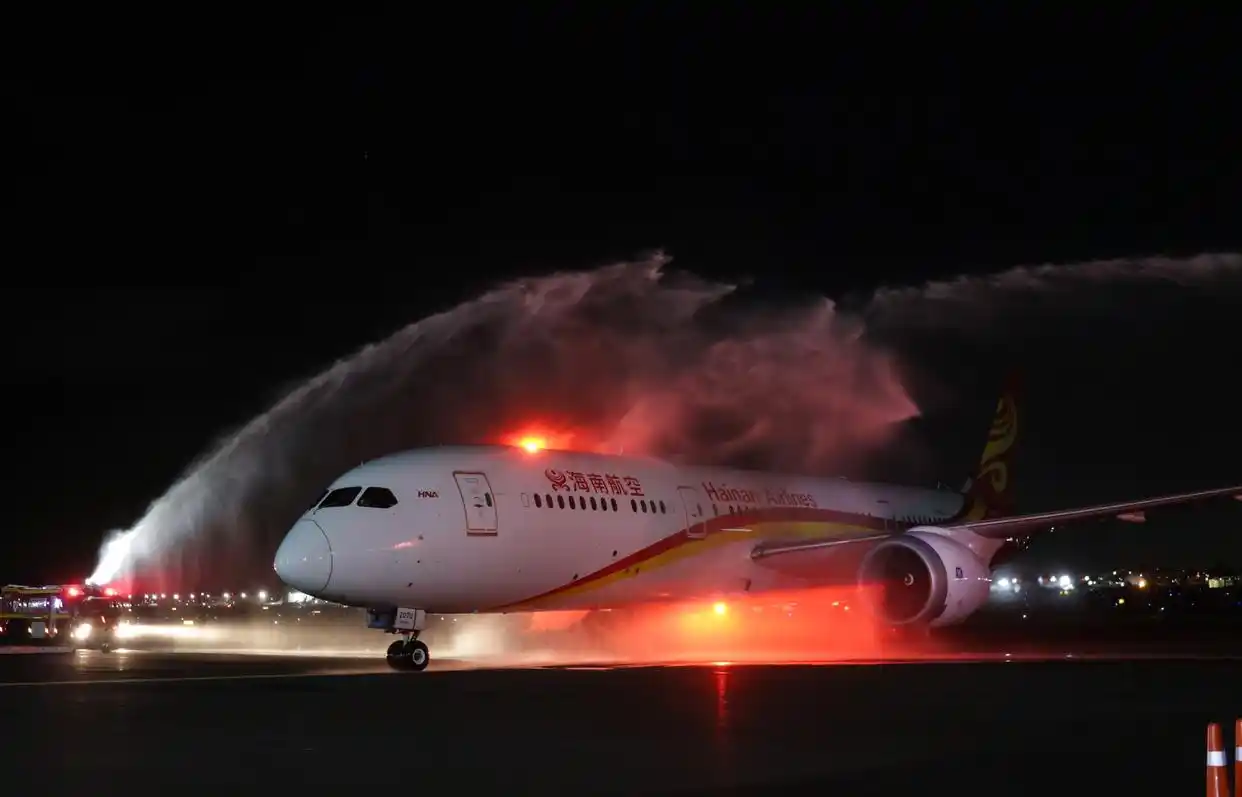 墨西哥旅游部长：期待与中国深化合作