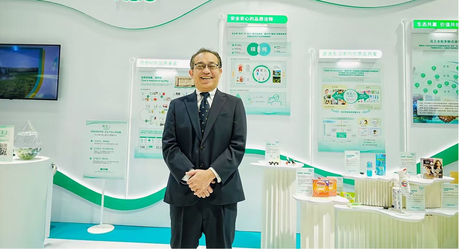 架构调整、并购重组、设反馈渠道⋯⋯美妆巨头们借这届进博会回应热议话题，洞悉消费者最新趋势