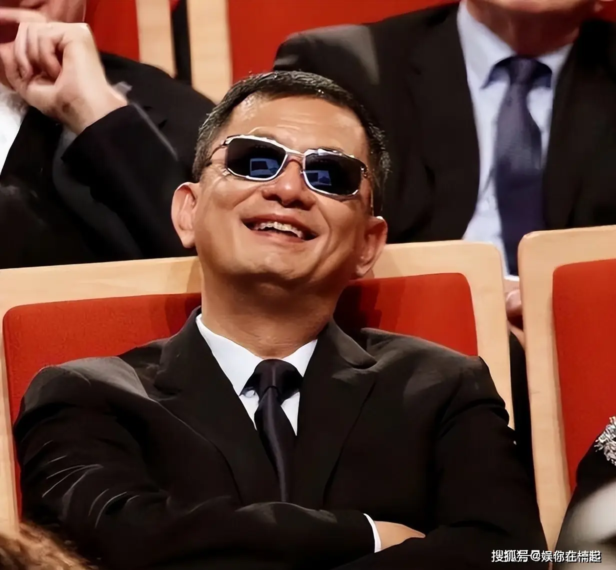 惊爆！陪玩陪睡仅是开端，王家卫录音曝光，顶流大咖纷纷卷入